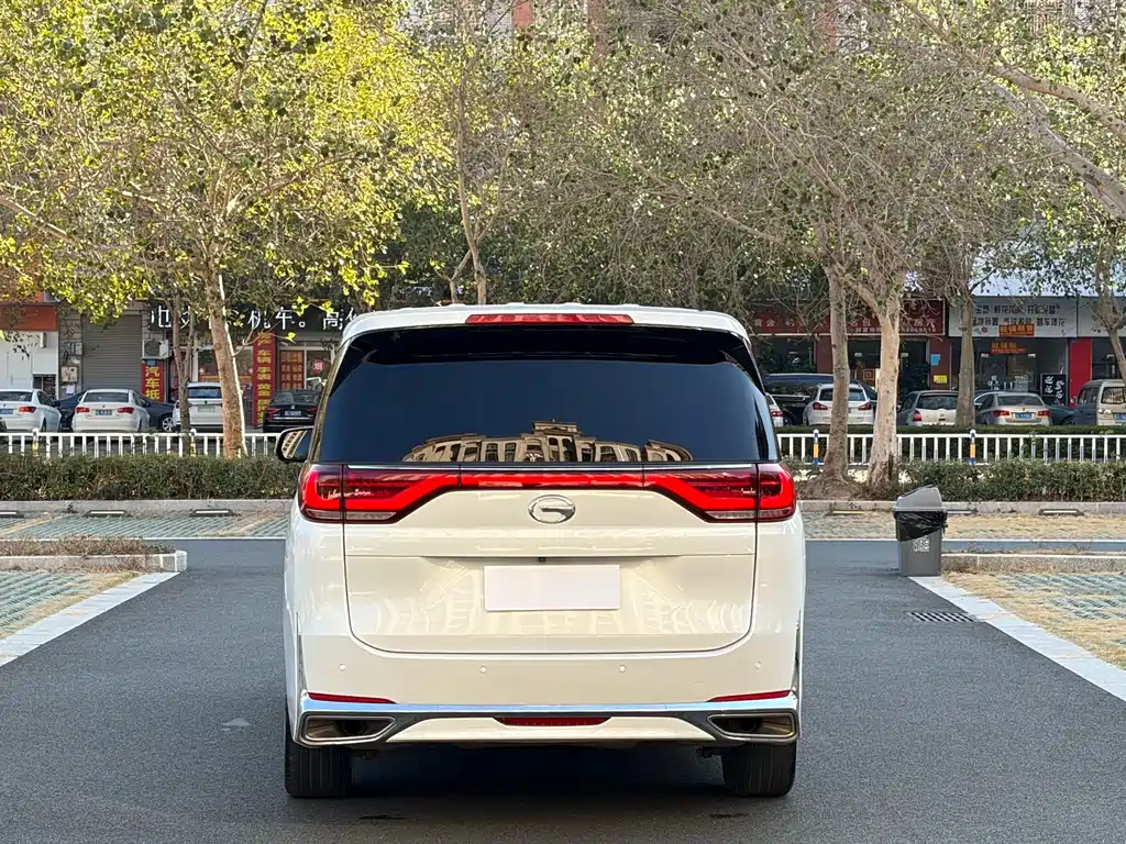 GAC TRUMPCHI M8