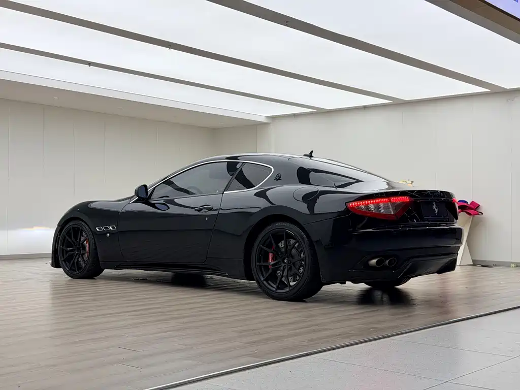Maserati GranTurismo 2007 4.2L Standard