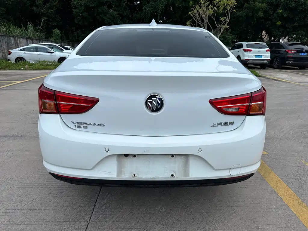 Buick Verano — миниатюра 6