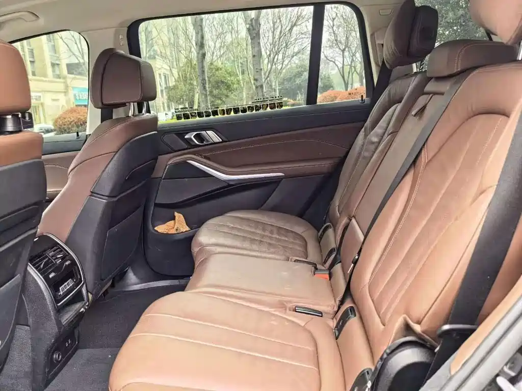 BMW X7 — миниатюра 5