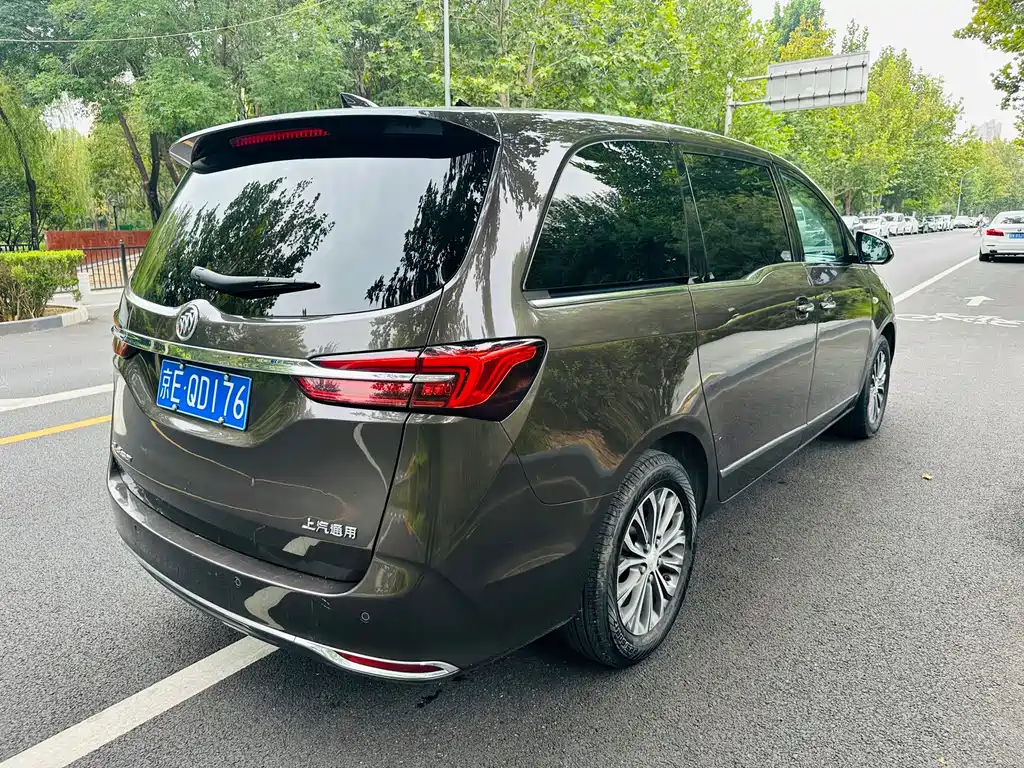 Buick GL8 2020 652T Luxury