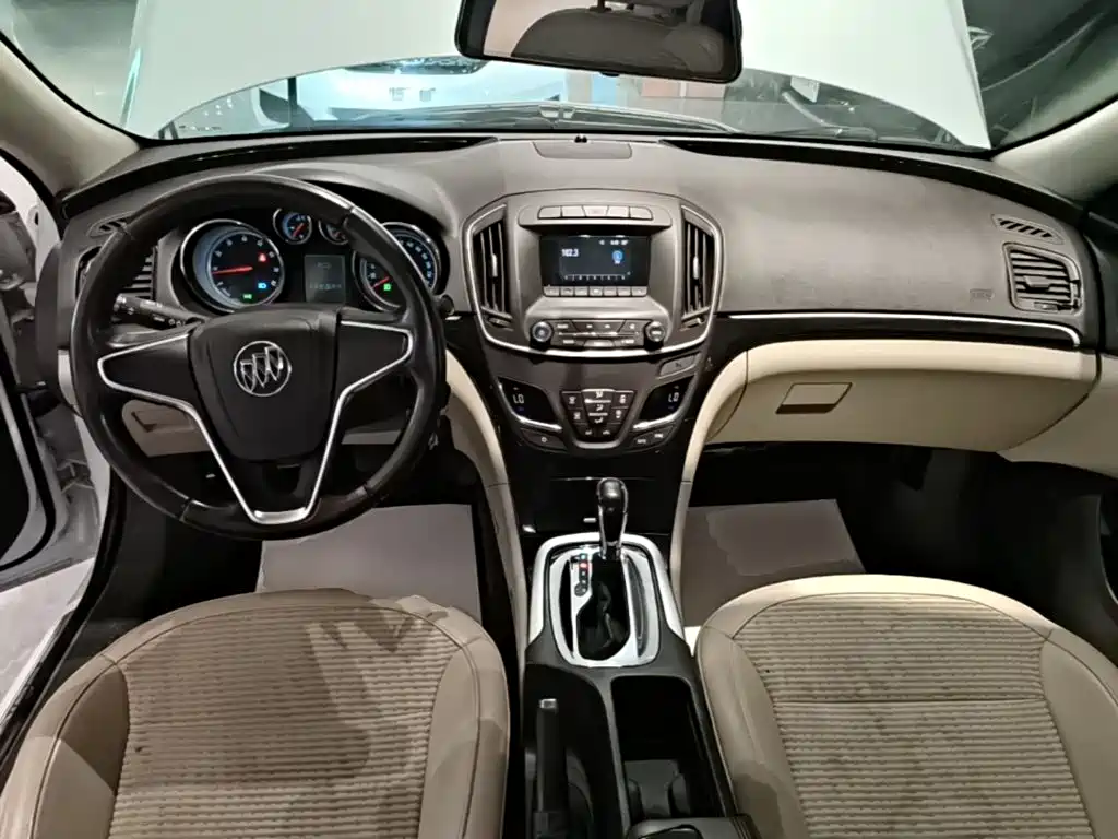 Buick Regal — миниатюра 10