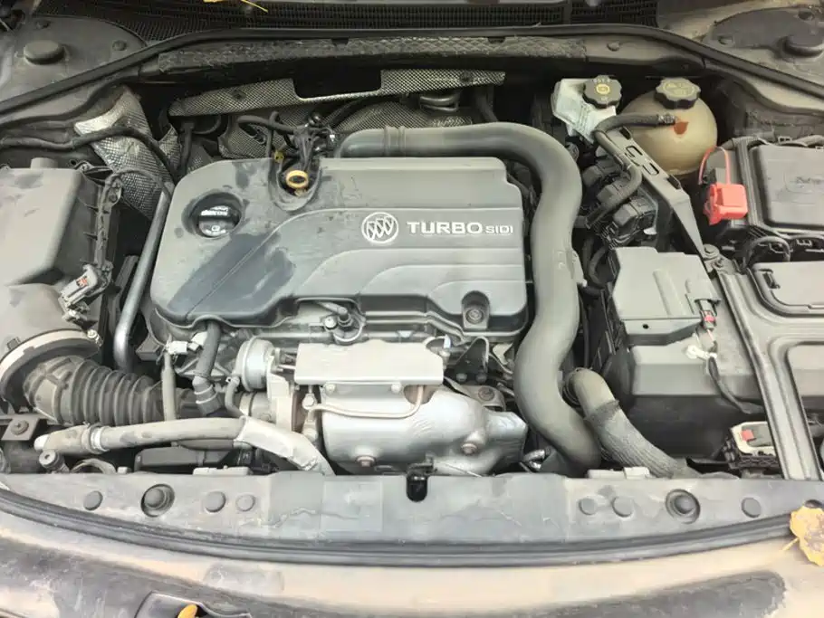 Buick LaCrosse — миниатюра 10