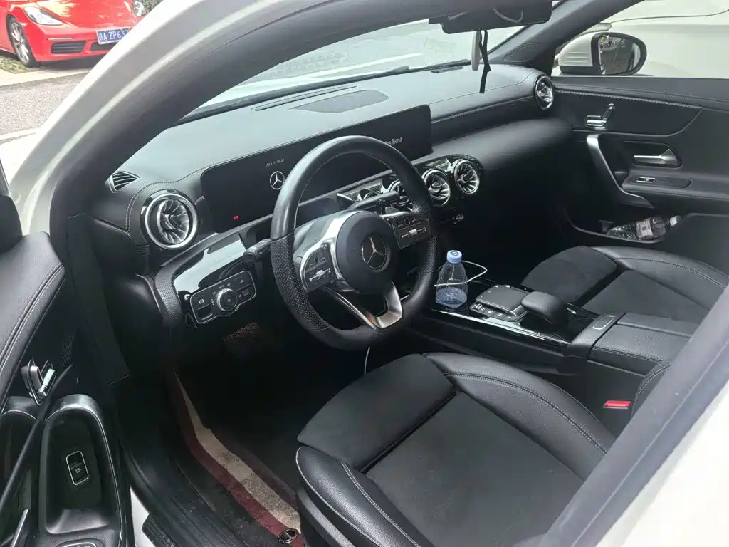 Mercedes-Benz A-Class A 2022 A 200 L Sport Fashion