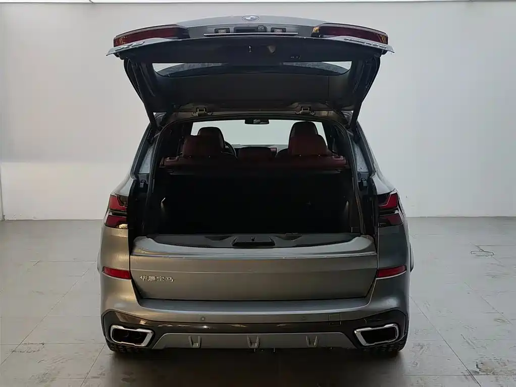 BMW X5 2023 xDrive 40Li Premium M Sport