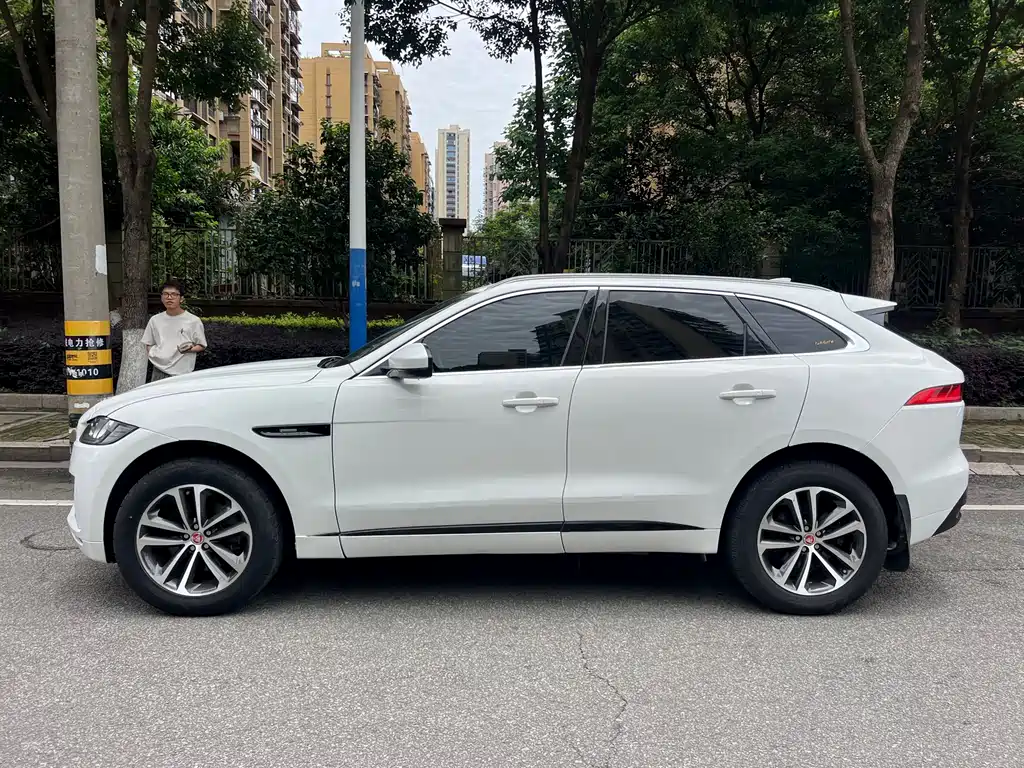 Jaguar F-Pace 2018 3.0 SC R-Sport Sport