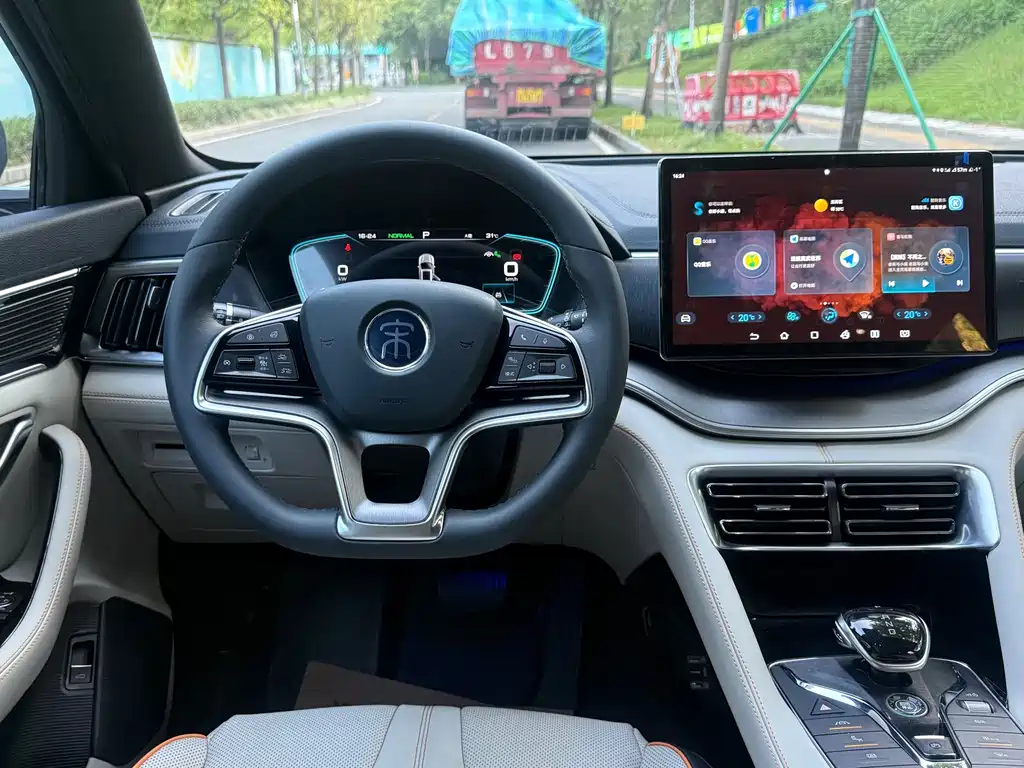 BYD PLUS New Energy — миниатюра 9
