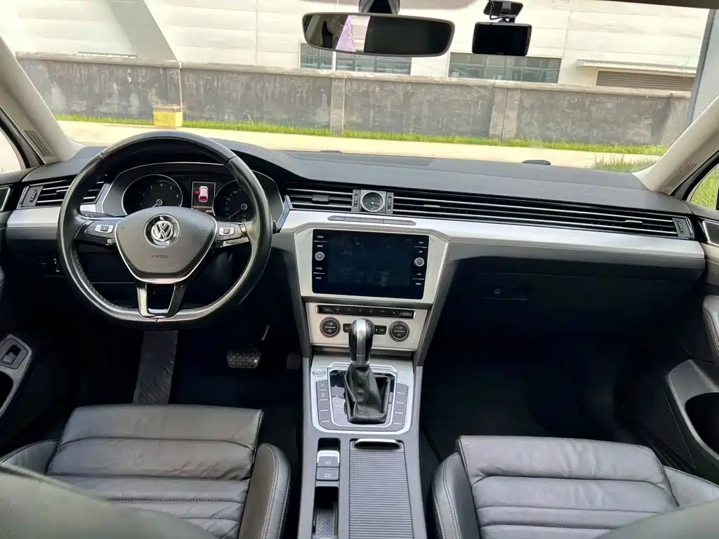 Volkswagen Viloran — миниатюра 12