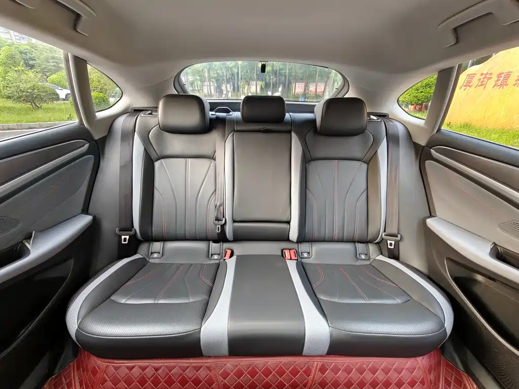 Volkswagen Lamando — миниатюра 14