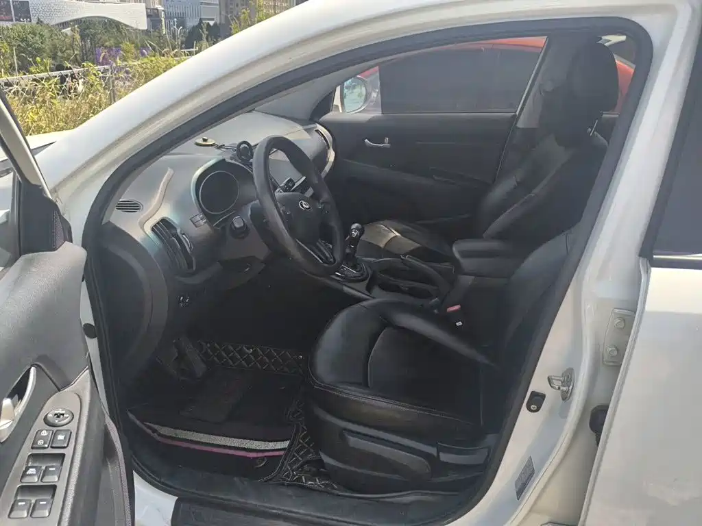 Kia Sportage — миниатюра 16