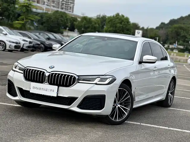 2022 BMW 5er