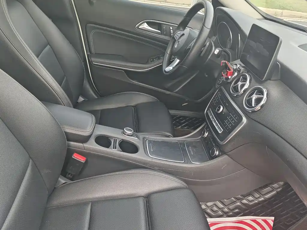 Mercedes-Benz GLA 2017 GLA 200