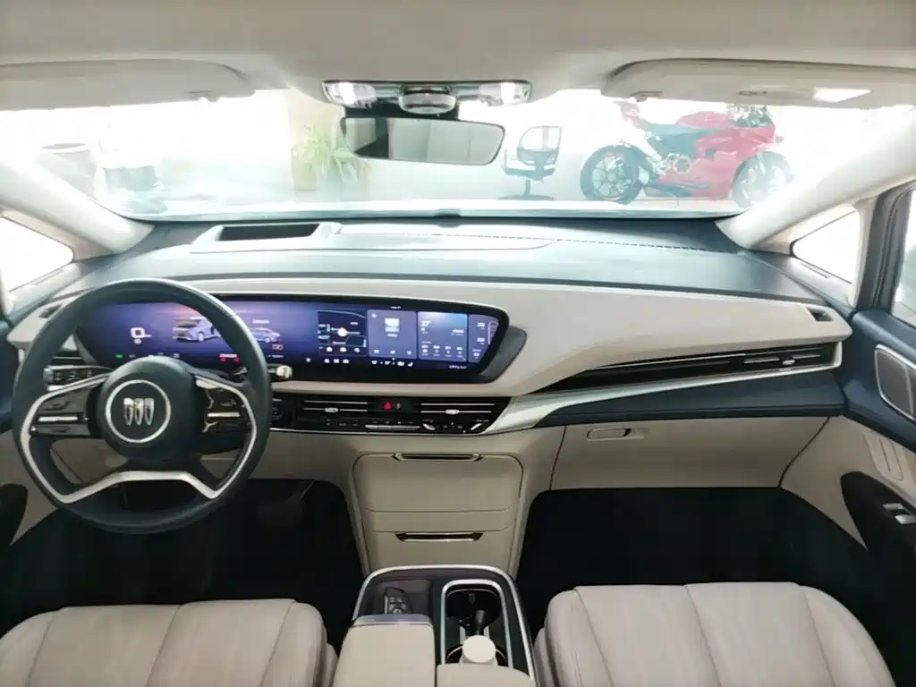 Buick Century — миниатюра 10