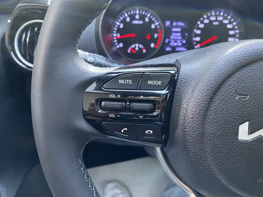 Kia KX1 2021 1.4L CVT