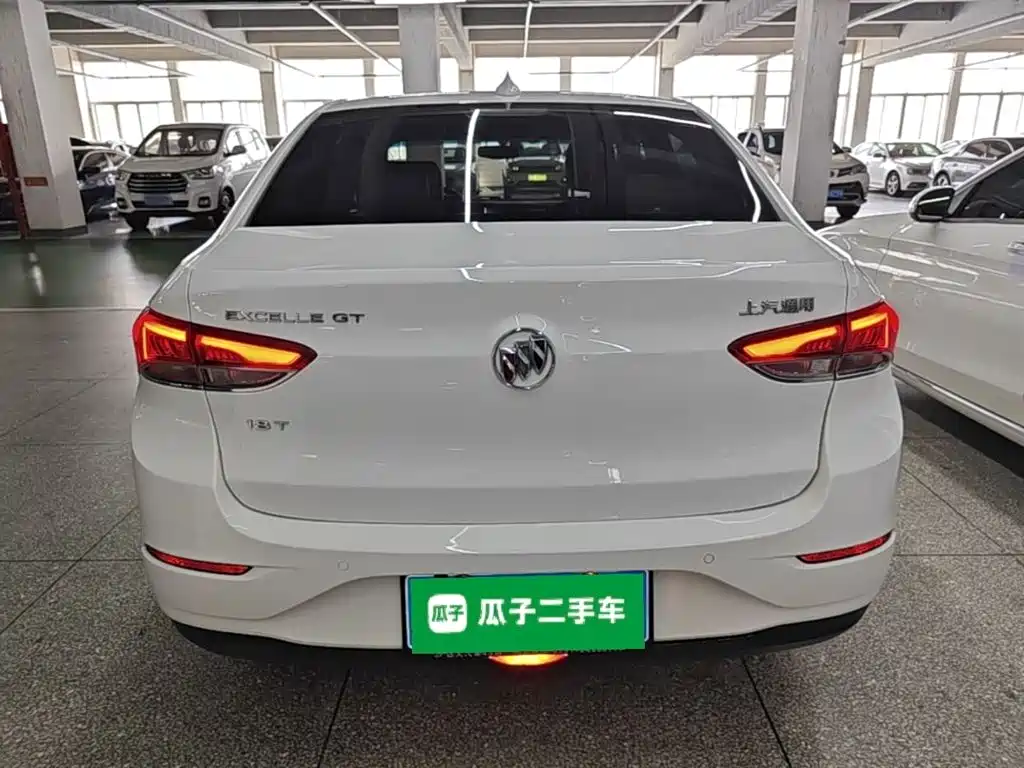 Buick Excelle — миниатюра 6