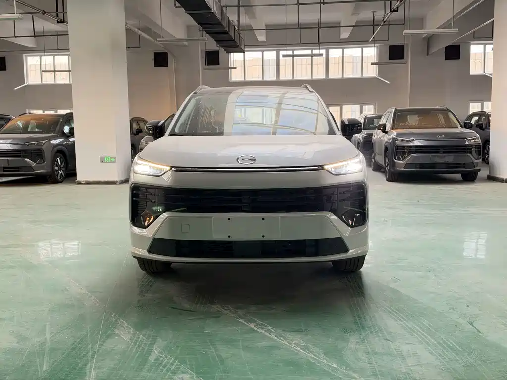 GAC Motor Trumpchi GS4