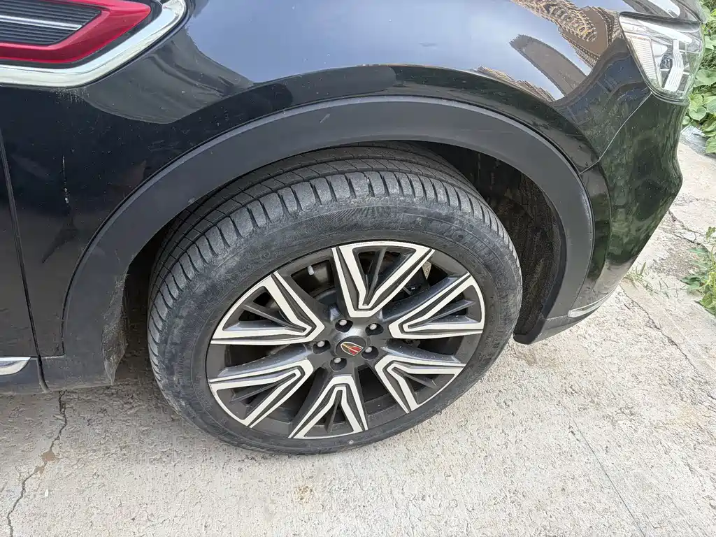Hongqi Hongqi HS5 — миниатюра 8