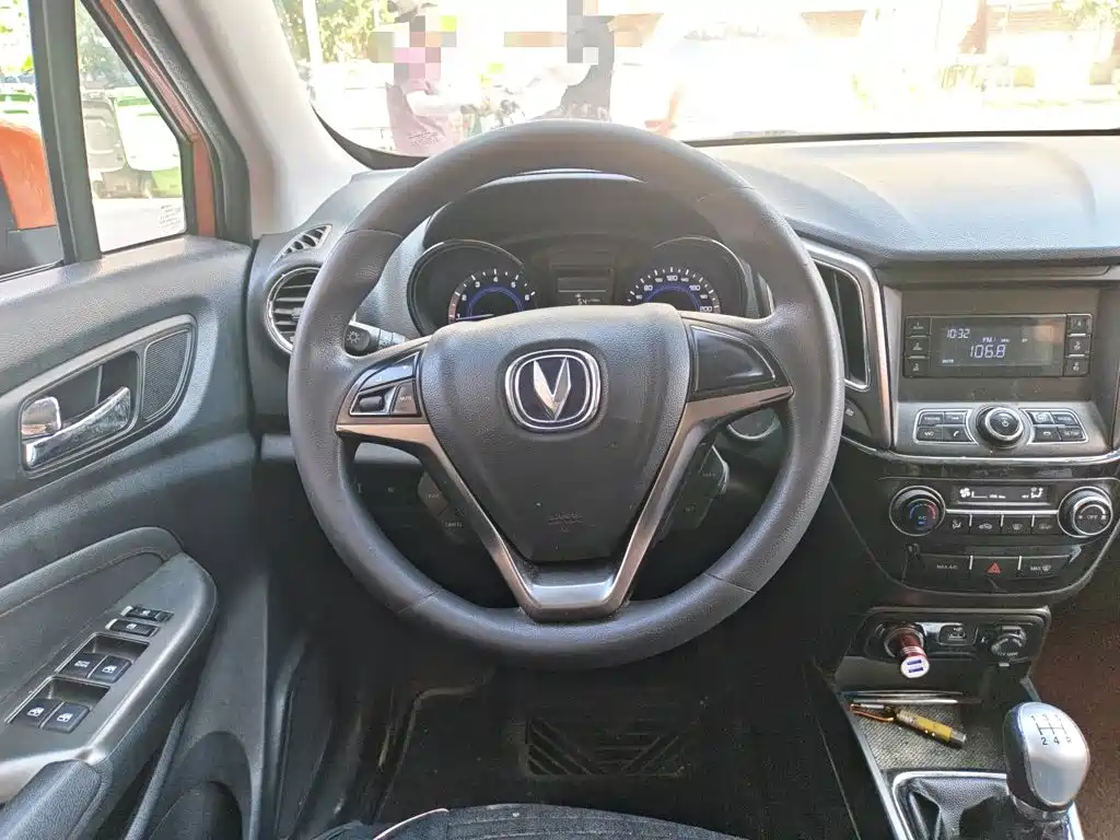 Changan CS15 — миниатюра 11