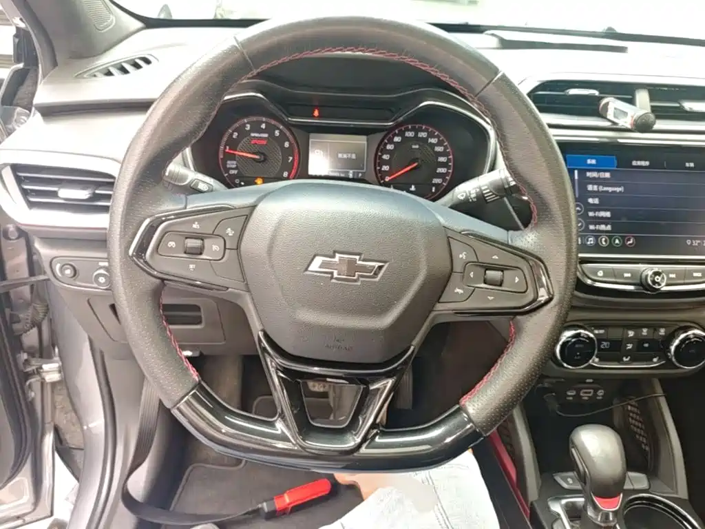 Chevrolet Tracker — миниатюра 11