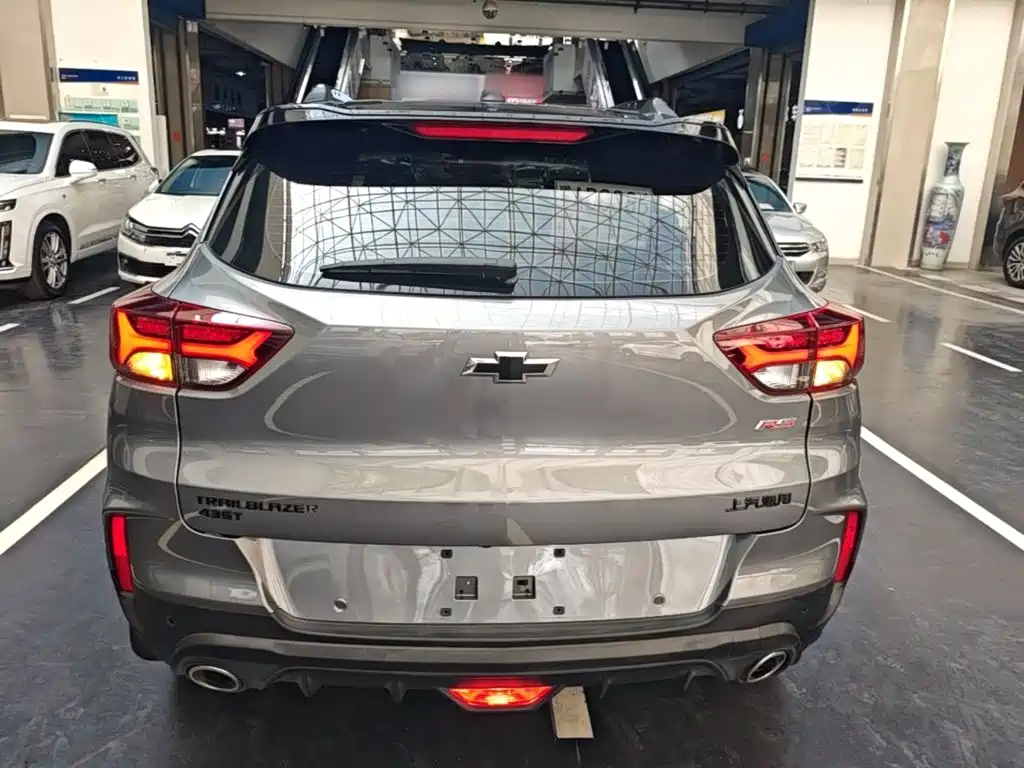 Chevrolet Tracker — миниатюра 6