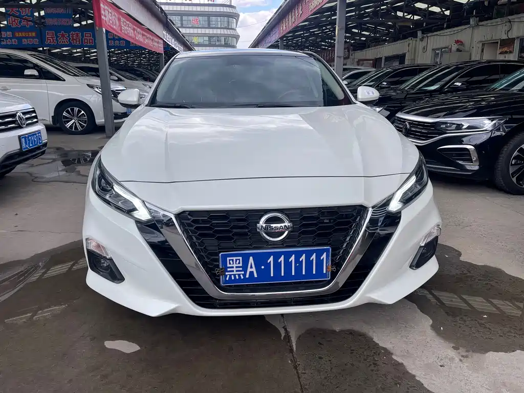 Nissan Teana 2021