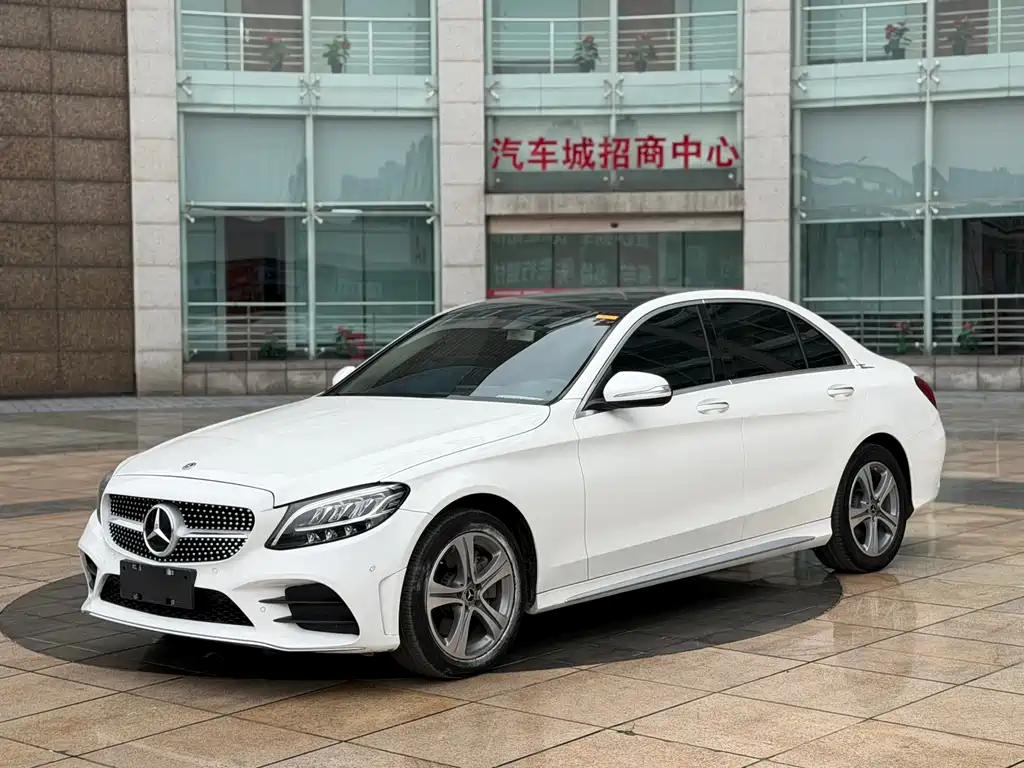 Mercedes-Benz C-Class 2020