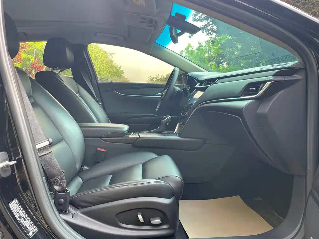 Cadillac XTS — миниатюра 12