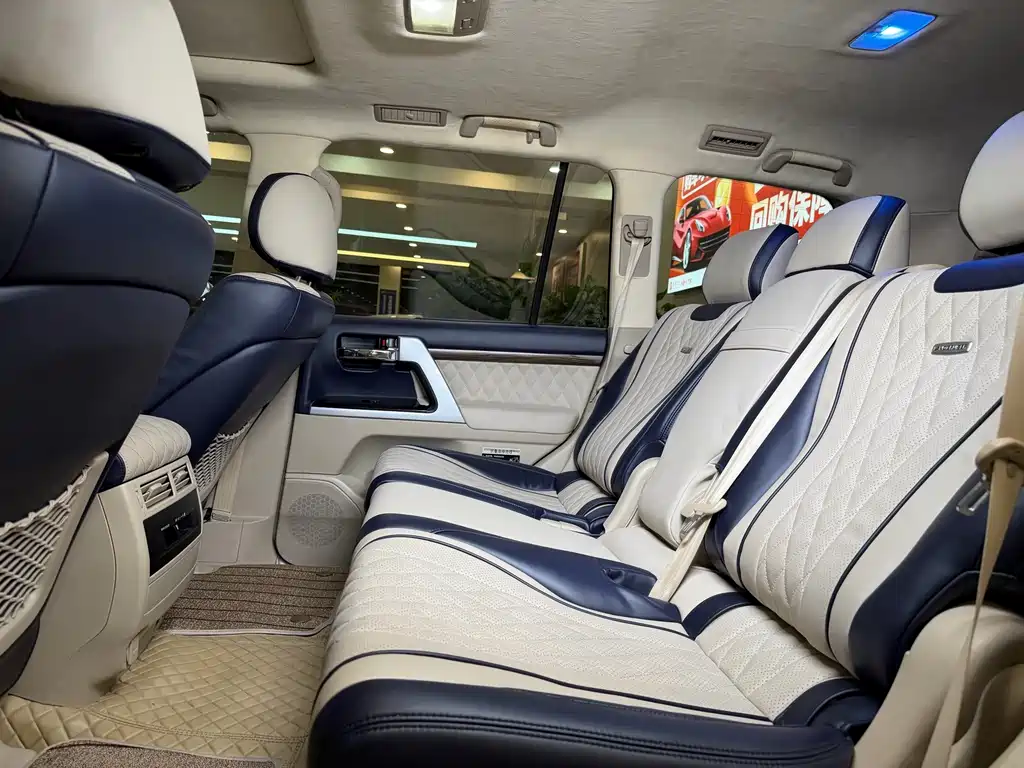 Toyota Land Cruiser — миниатюра 12