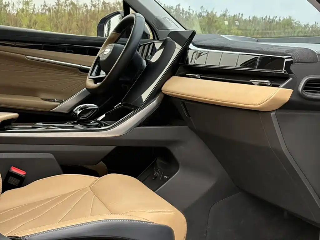 Geely Boyue L — миниатюра 20