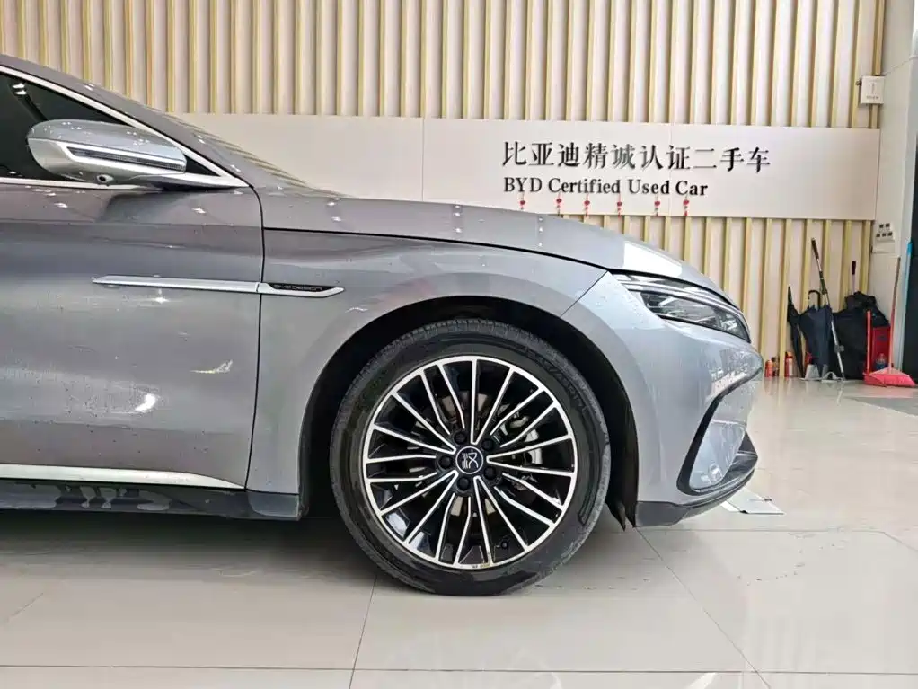 BYD Han — миниатюра 16