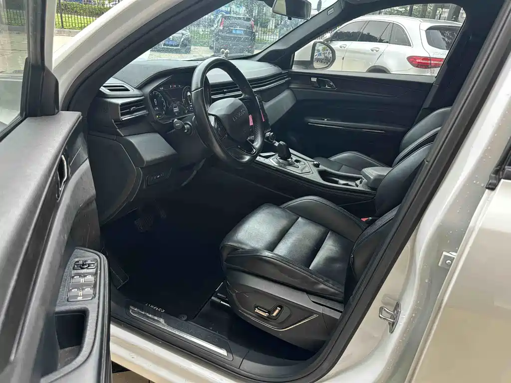 Lynk & Co 01 EM-P 2022 1.5TD PHEV Plus