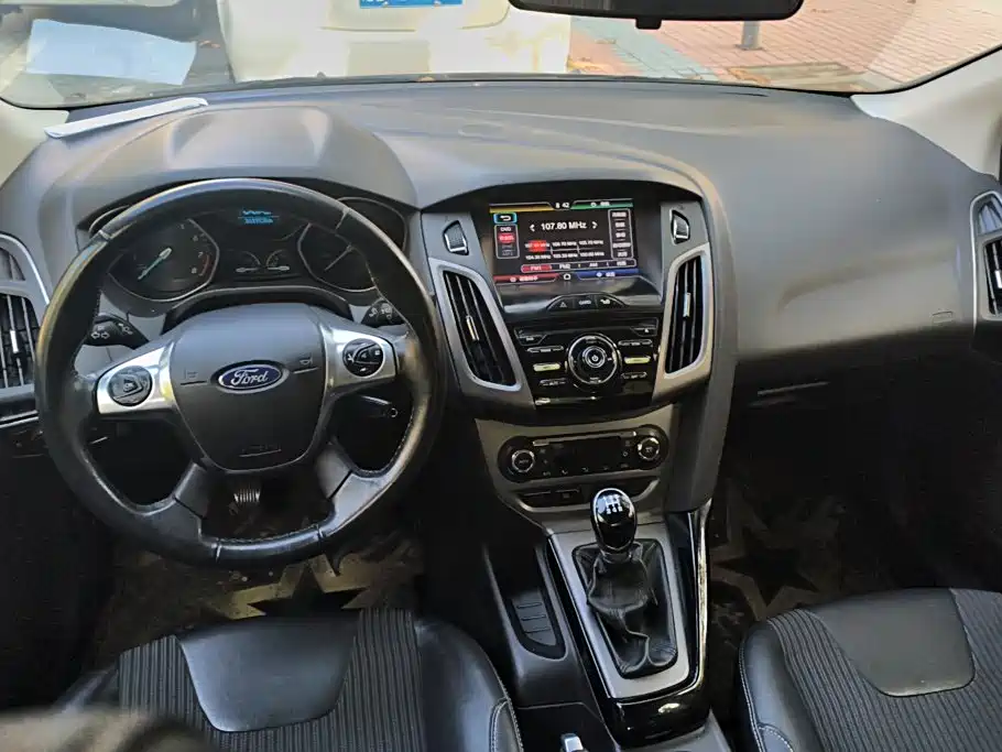 Ford Focus — миниатюра 12