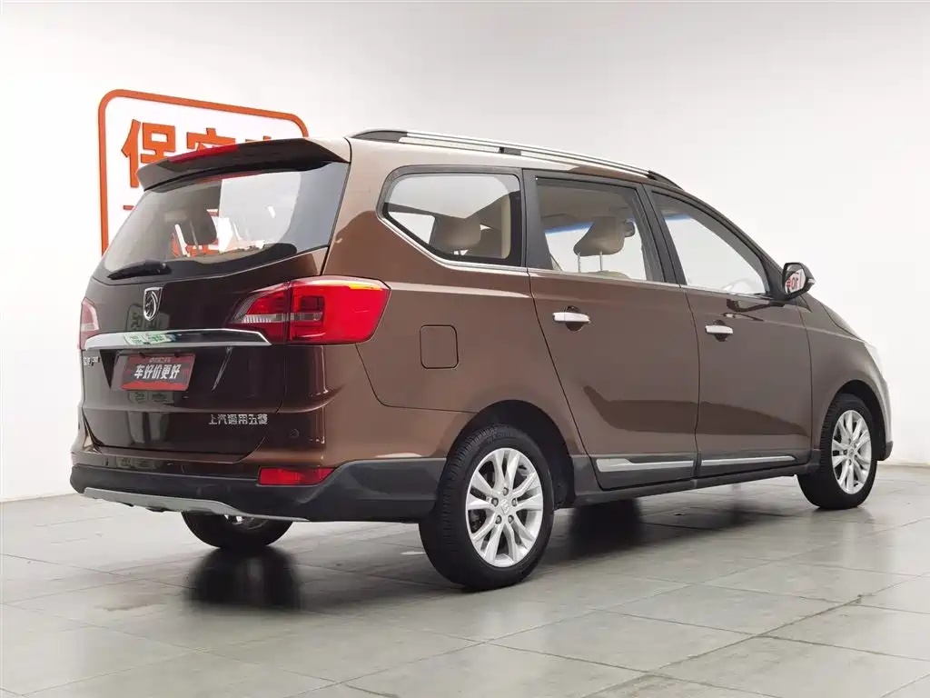 Baojun 730 2016 1.5L MT Comfort 7 мест V