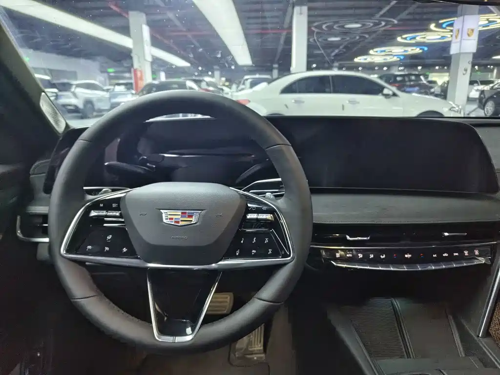 Cadillac CT6 — миниатюра 8