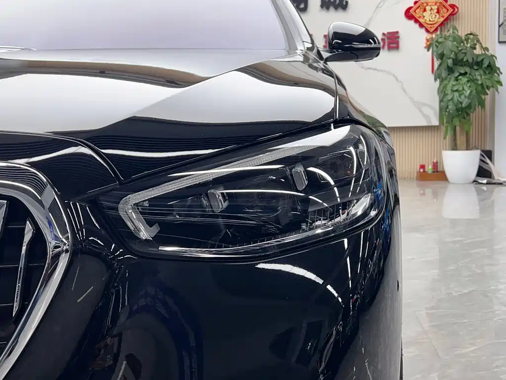 Mercedes-Benz S-Class — миниатюра 9