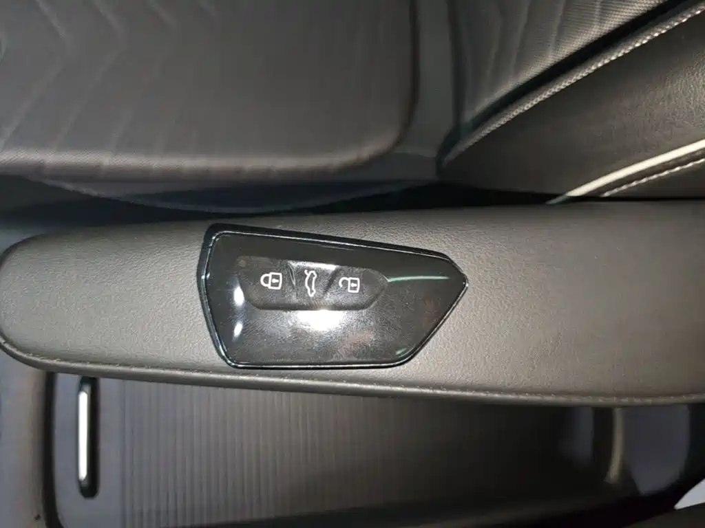Volkswagen ID.3 — миниатюра 9