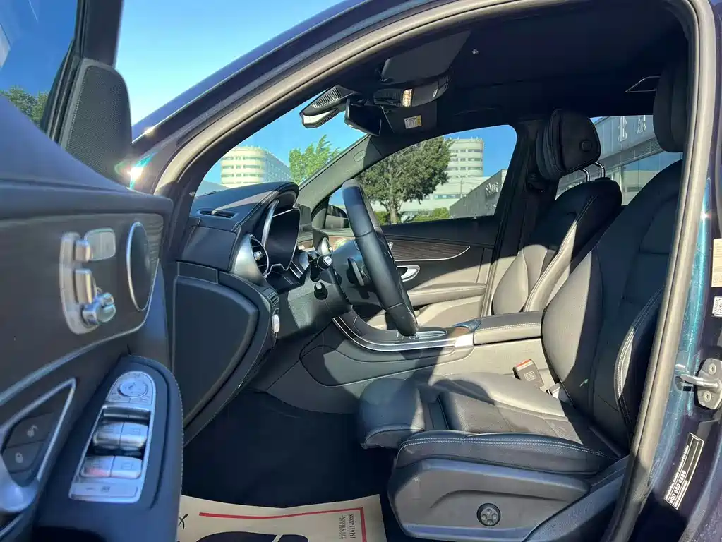 Mercedes-Benz GLC 2022 GLC 260 L 4MATIC Luxury