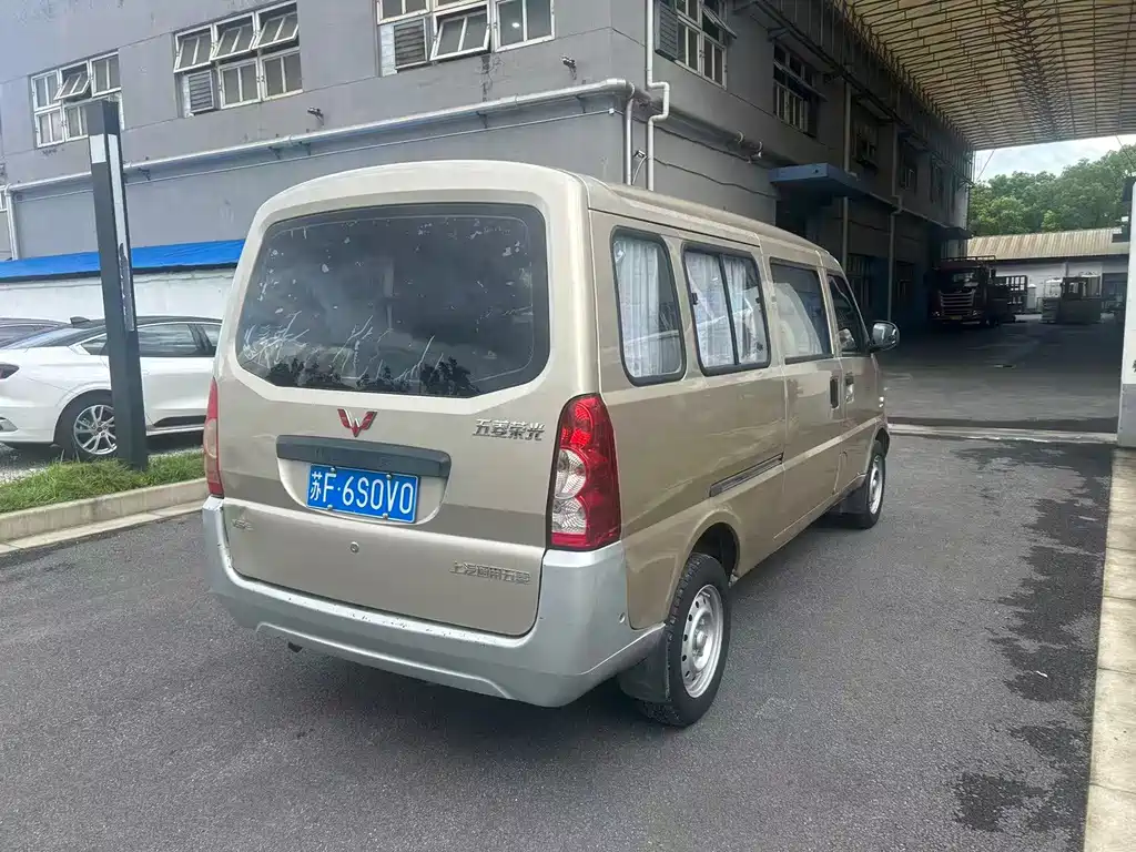 Wuling Rongguang — миниатюра 11