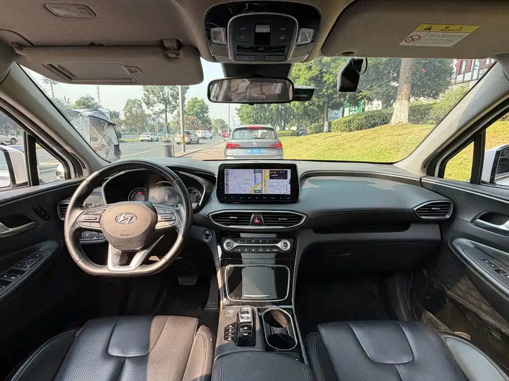 Hyundai Santa Fe — миниатюра 13