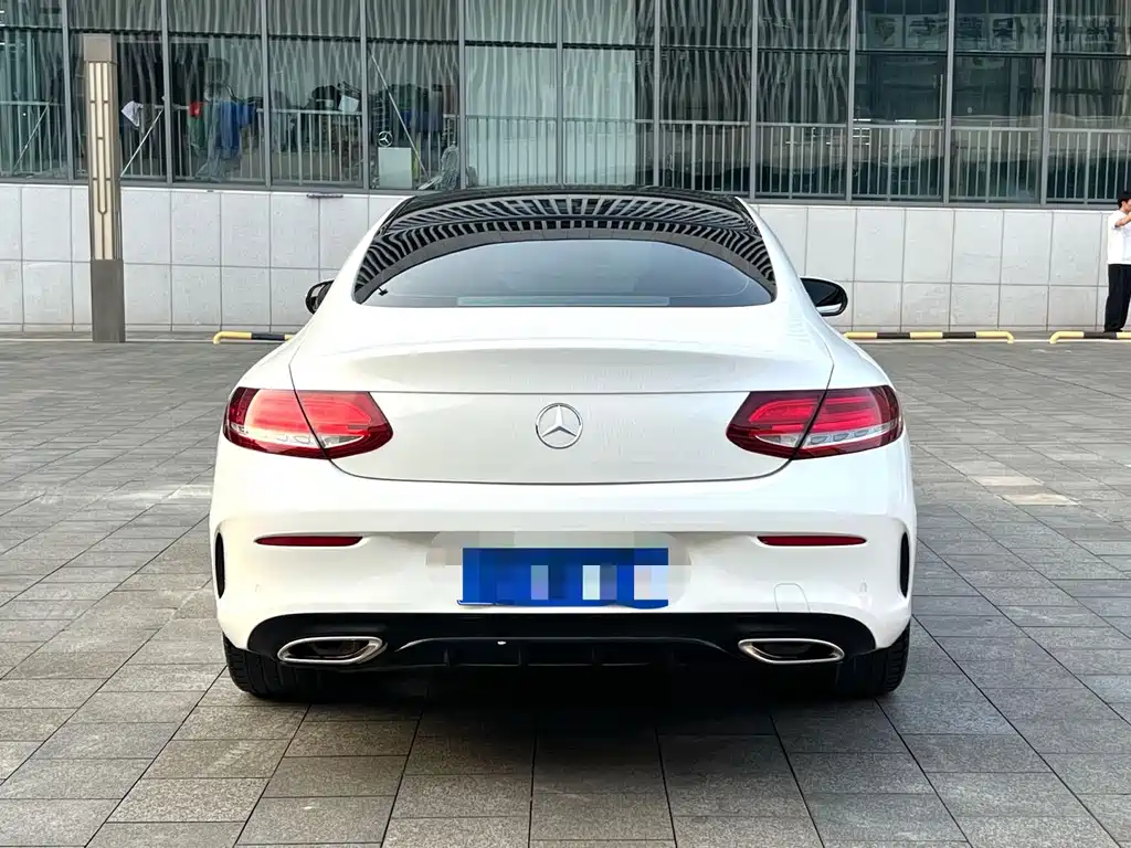 Mercedes-Benz C-Class (Import) — миниатюра 11