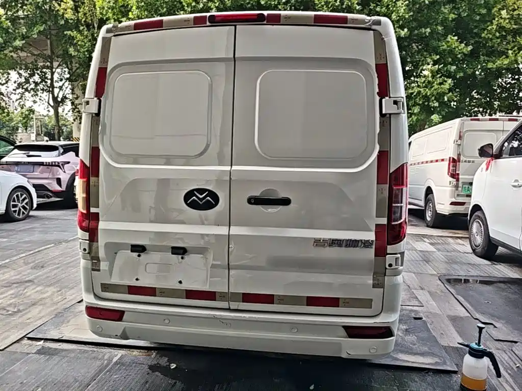 Geely Shuailing — миниатюра 6