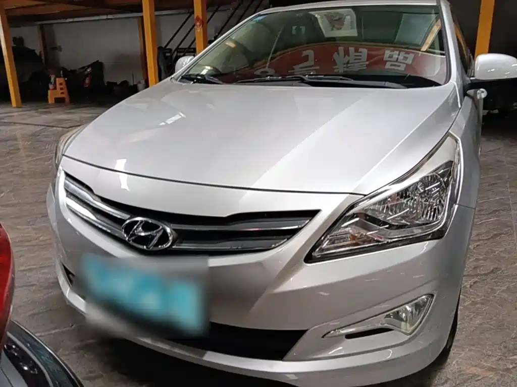 Hyundai Verna — миниатюра 3