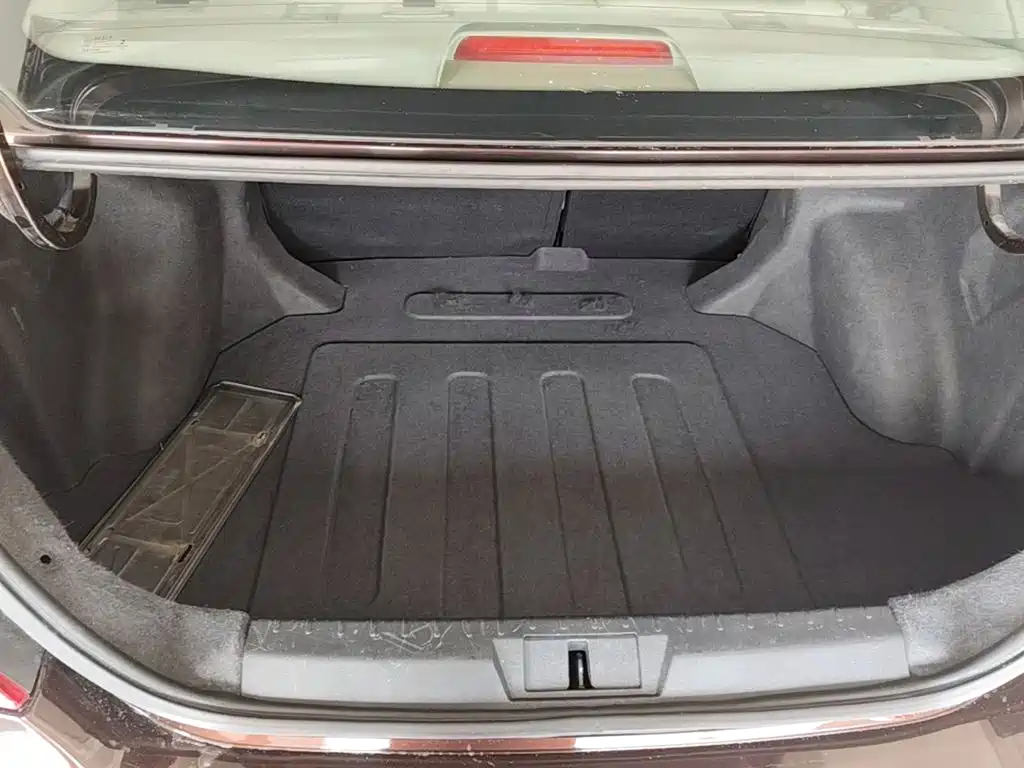 Geely Emgrand — миниатюра 19