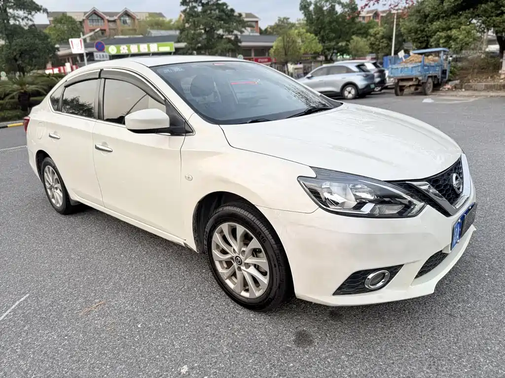 Nissan Sylphy Classic 1.6XE CVT Comfort Edition, фото 3