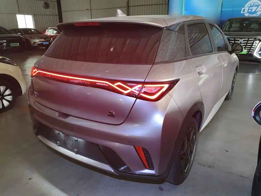 BYD Dolphin — миниатюра 7