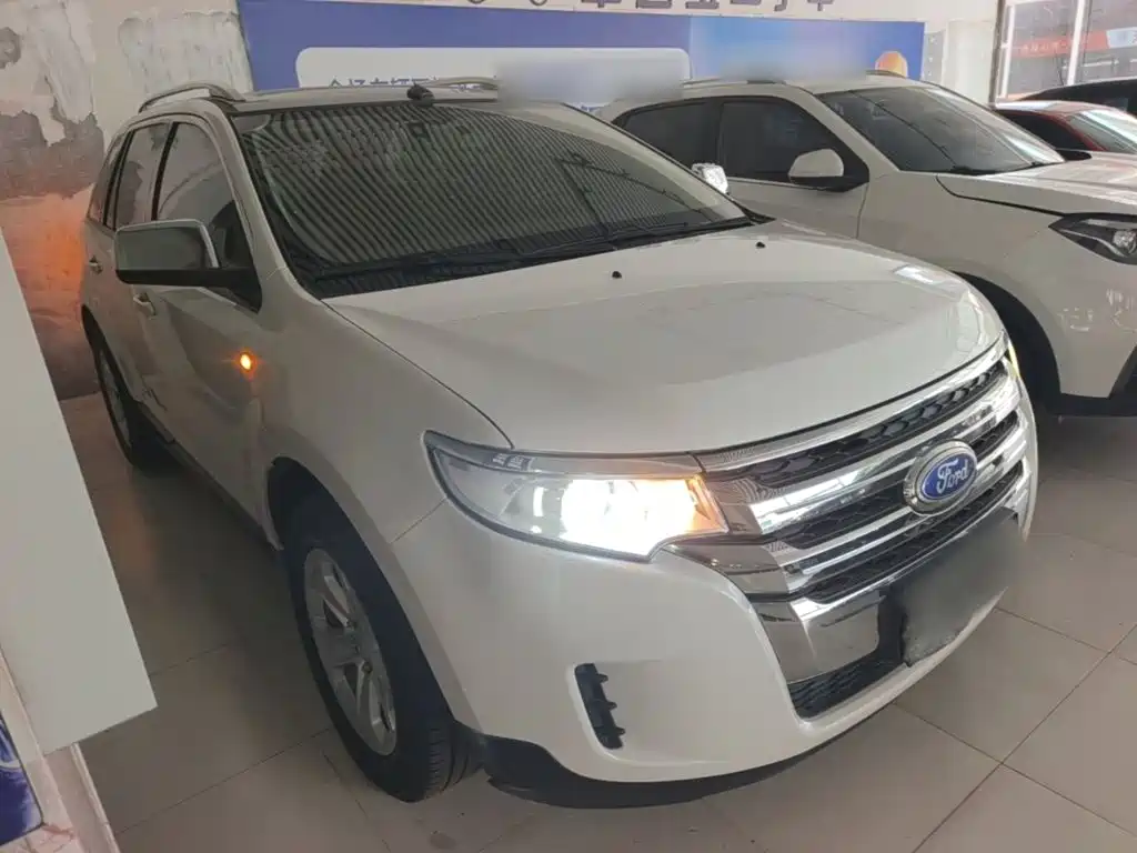 Ford Edge (Import) — миниатюра 4