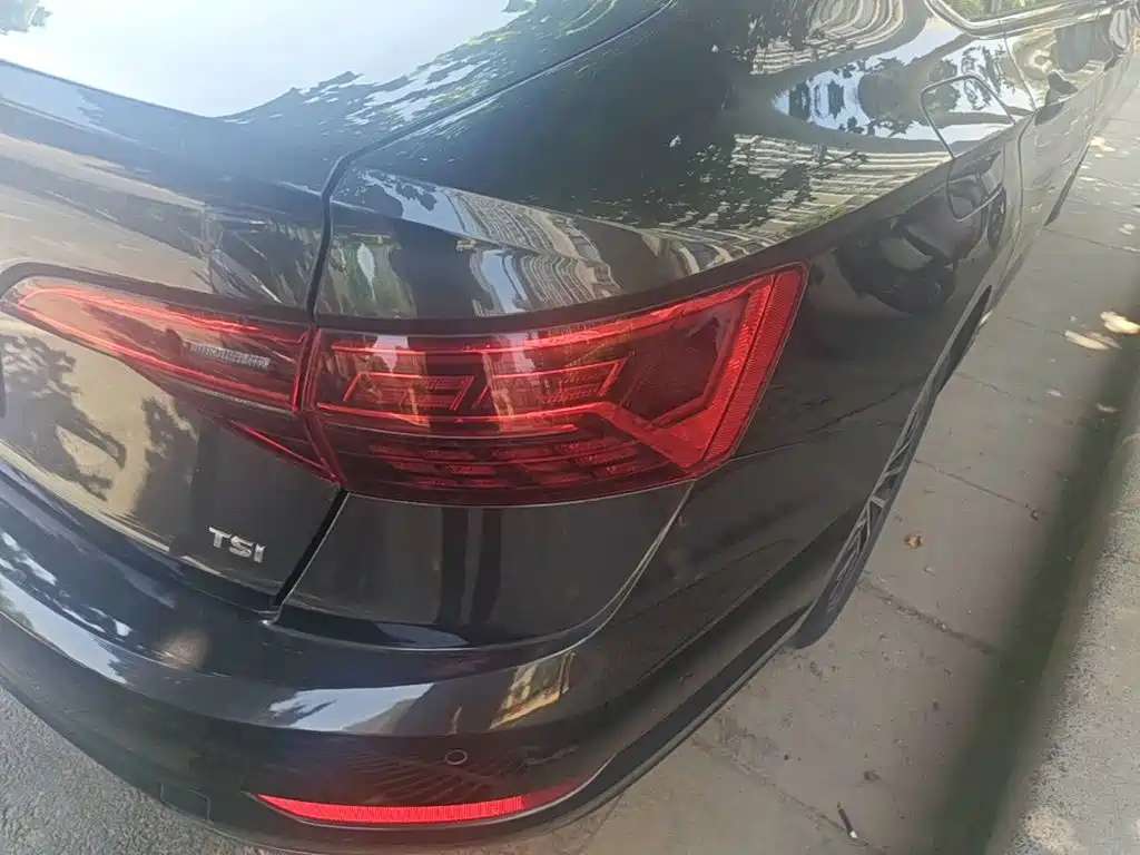 Volkswagen Sagitar 2019 280TSI DSG Comfort VI