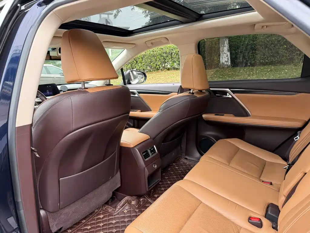 Lexus RX — миниатюра 11