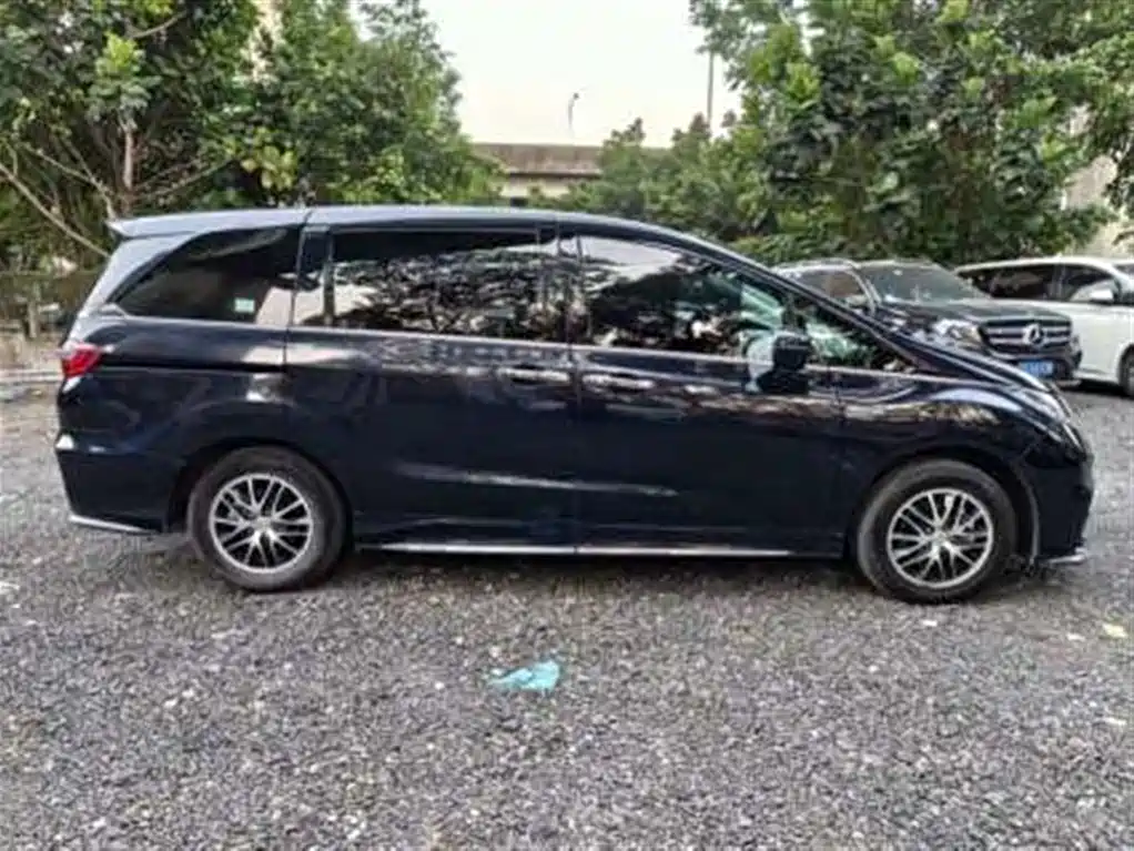 Honda Odyssey — миниатюра 10