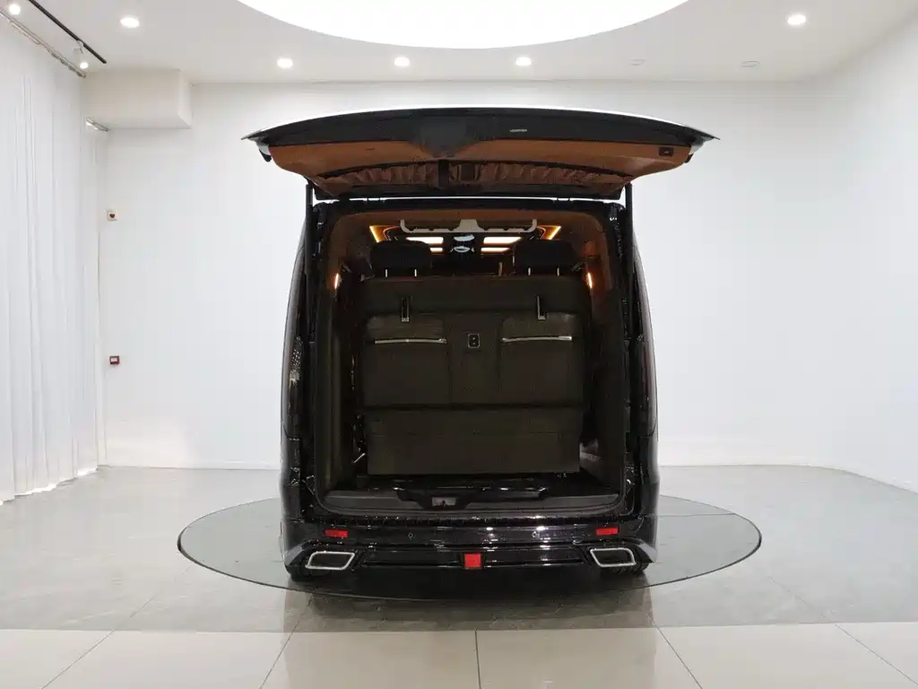 Ford Transit 2023 2.0T AT 5/6 мест
